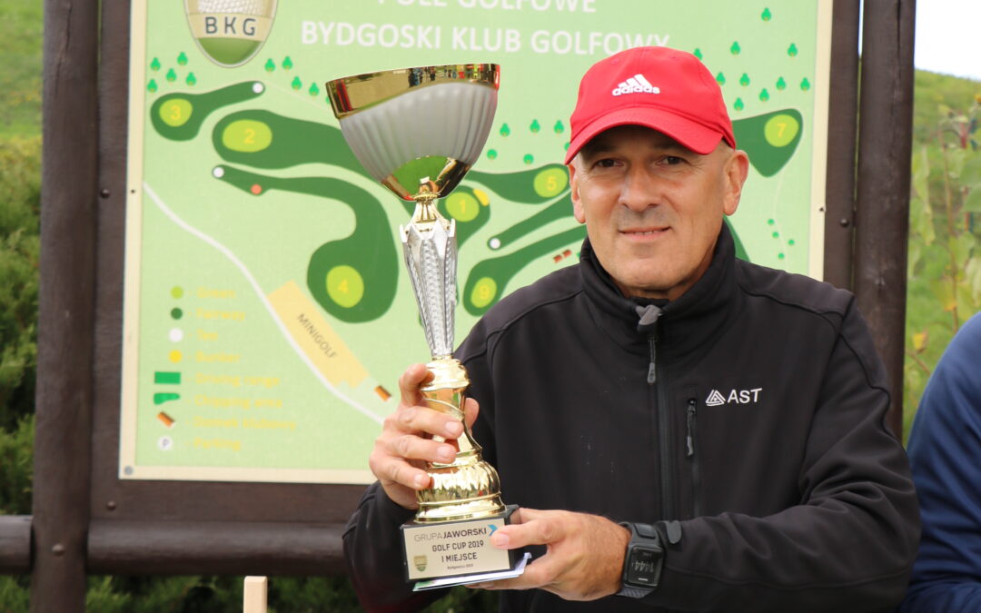 PIOTR SŁOJEWSKI ZWYCIĘZCĄ GOLF CUP W SEZONIE 2019 !!!